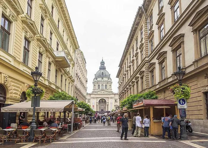 Urban Walls 5a In Old *