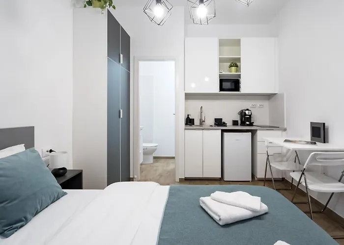 Urban Walls 5a In Old *