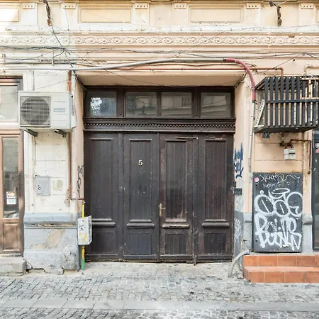 Urban Walls 5a In Old דירה